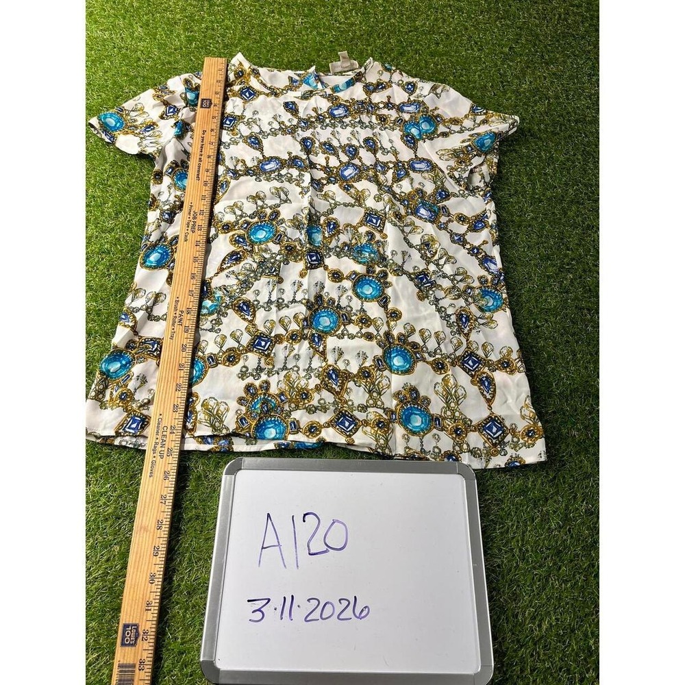 Banana Republic Women's‎ Medium Short Sleeve Chain Print Blouse